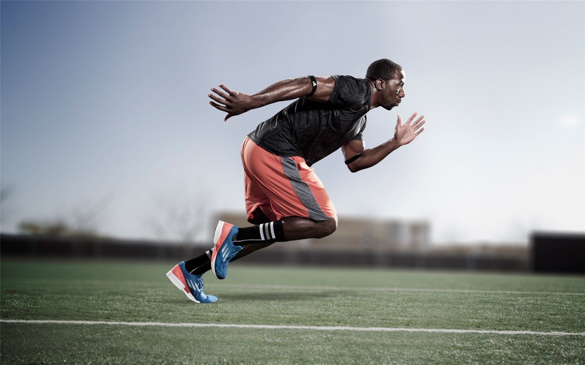 Jiu You-牙买加女篮在加勒比海区域比赛中夺冠，运动氛围浓厚